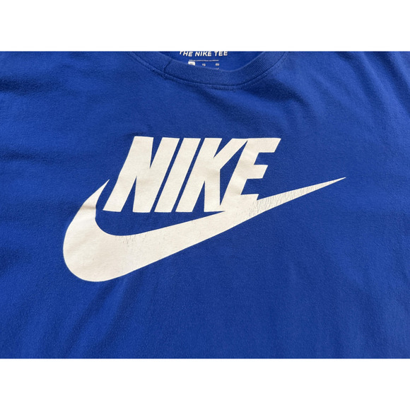 Nike Shirt Mens XL Blue The Nike Tee Big Swoosh Logo Graphic Crewneck T-Shirt - Picture 3 of 6